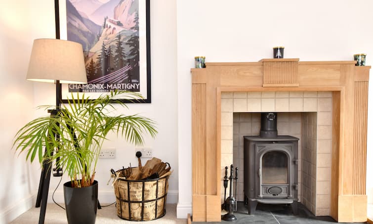 Selling Your Property in Watford with Claytons