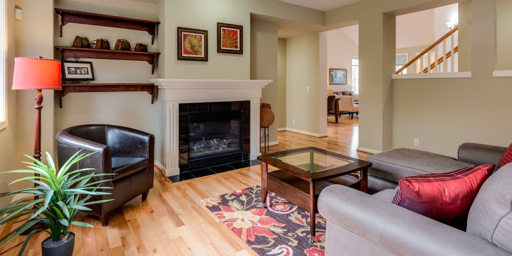 home selling declutter