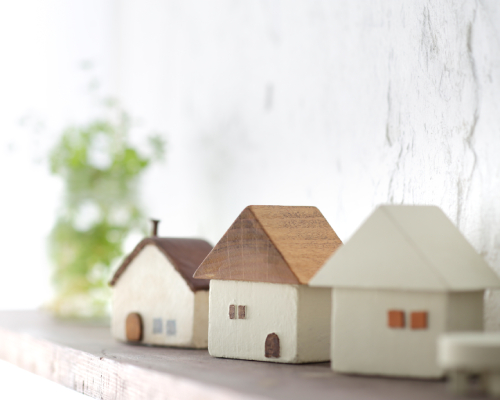 Tips for Selling and Buying a House at the same time in Watford